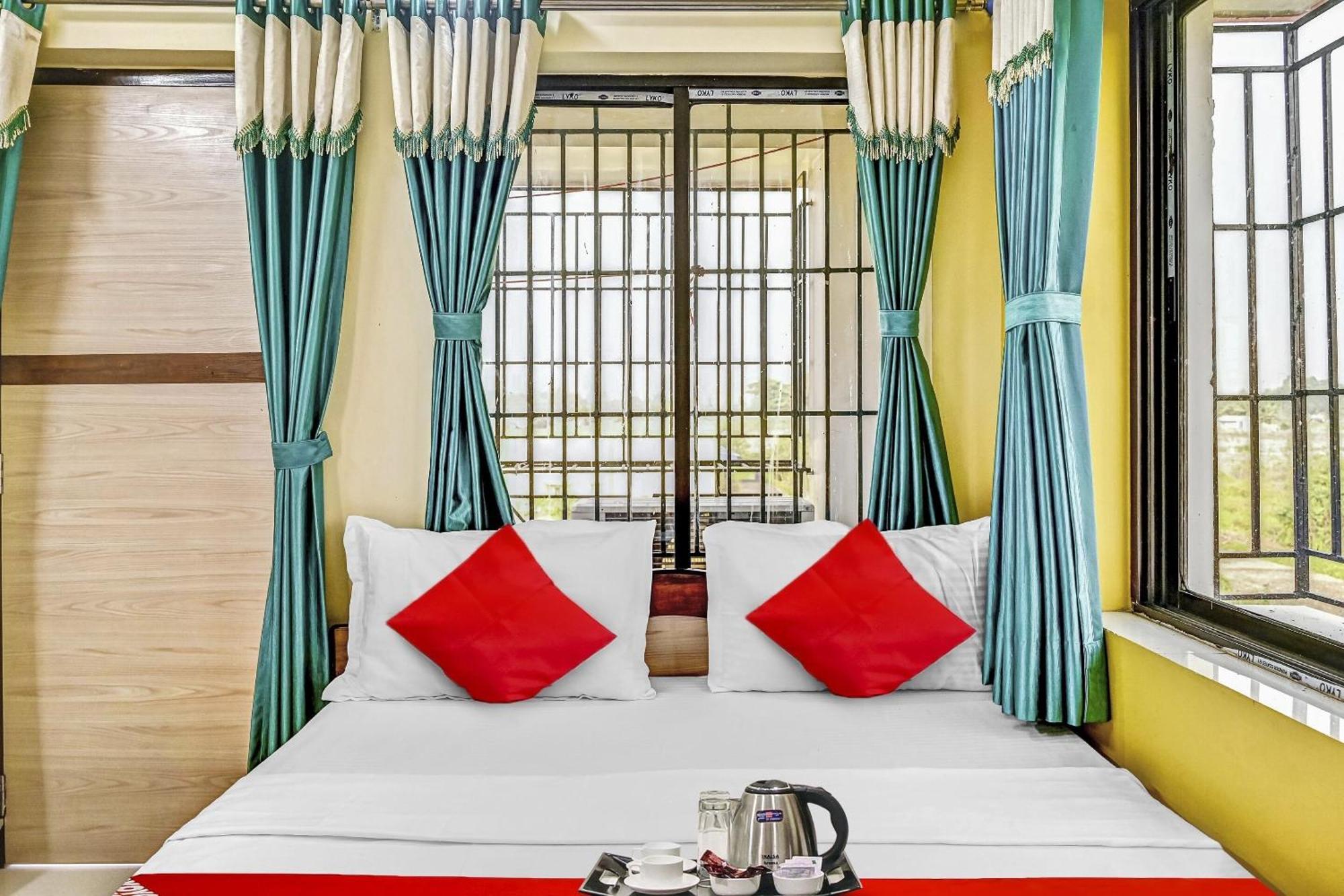 Hotel O Tara Maa Guest House Panchuria エクステリア 写真