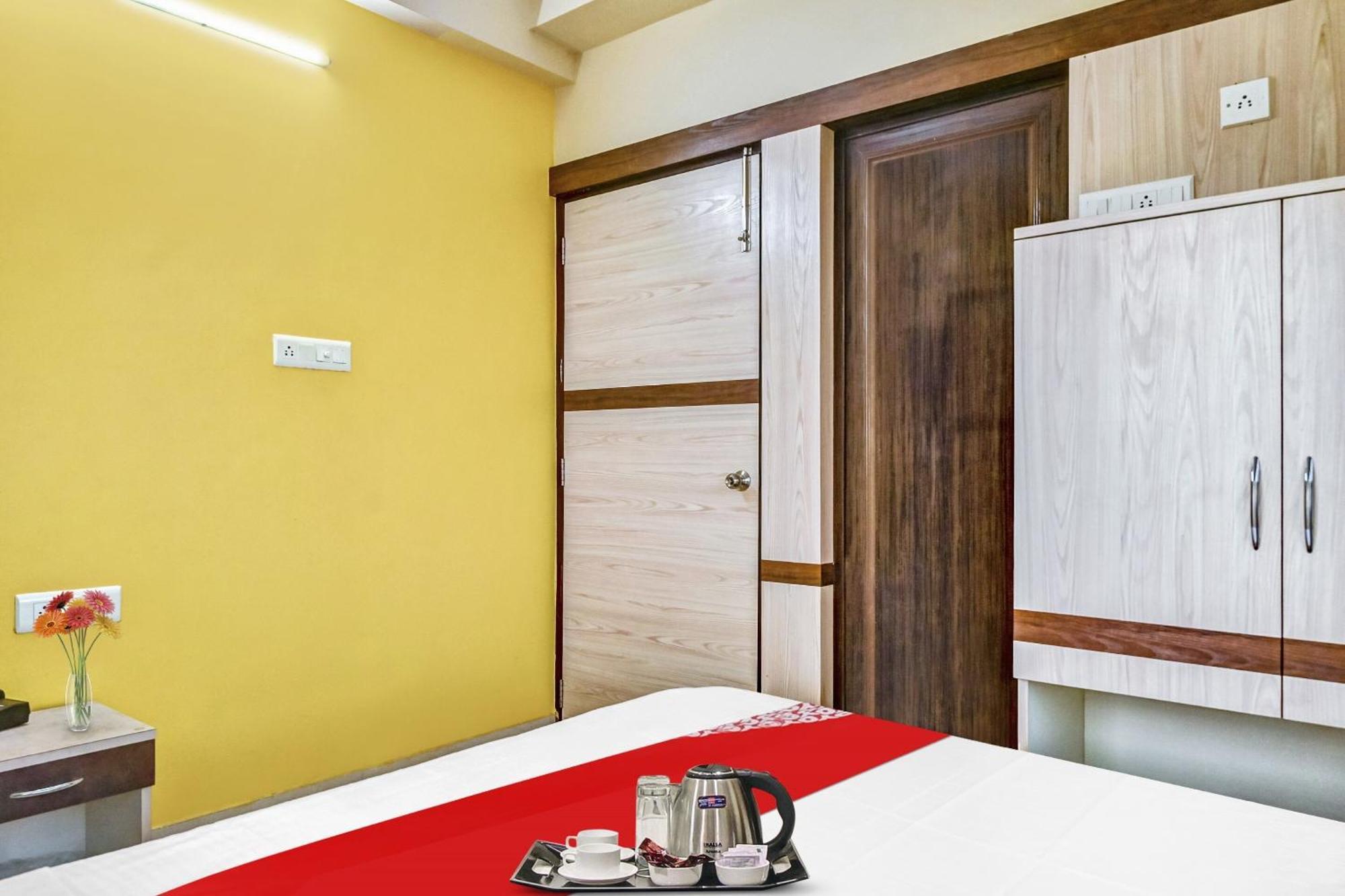 Hotel O Tara Maa Guest House Panchuria エクステリア 写真