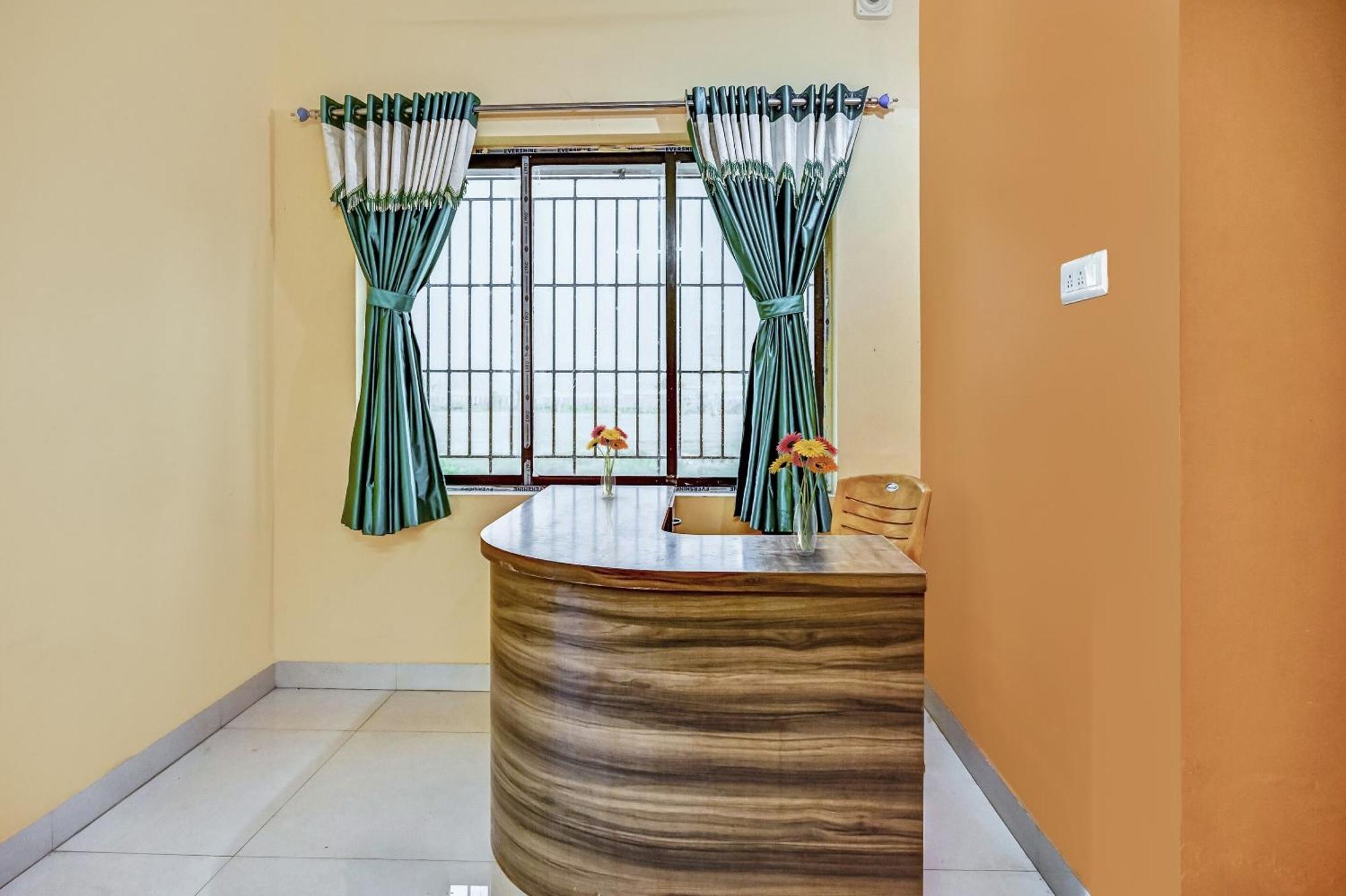 Hotel O Tara Maa Guest House Panchuria エクステリア 写真